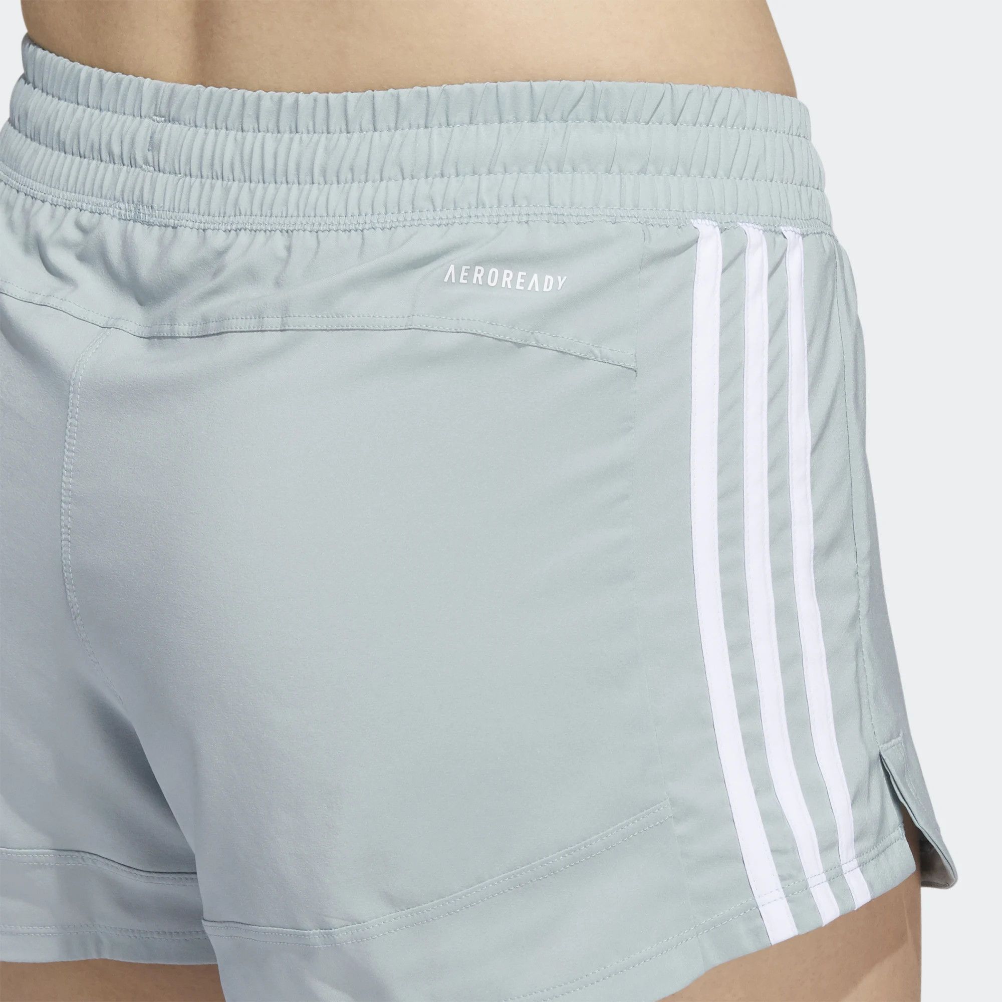 Quần short thể thao nữ Adidas - HD9587