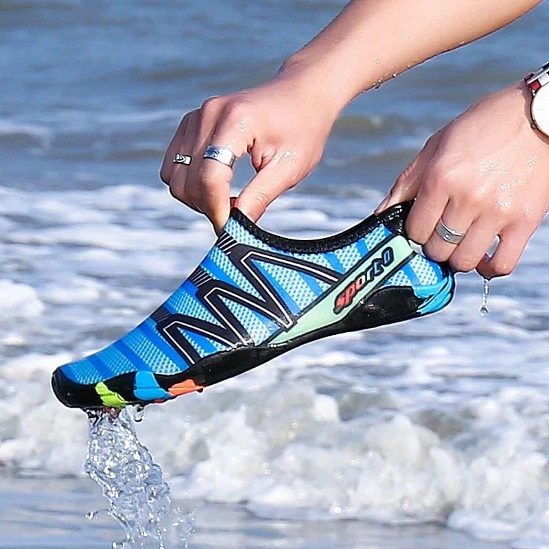  Giày đi biển họa tiết xanh phối đen - Adult Aqua shoes - SA023-05 