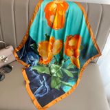 Khăn lụa vuông 70 * 70cm họa tiết hoa hồng cam nghệ thuật 