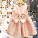  Đầm thiết kế xinh cho mẹ và bé diện đi tiệc, đính bướm dễ thương 