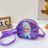  Túi đeo chéo họa tiết Elsa xinh xắn 