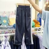 Q17 _ Quần thể dục học sinh cấp 1 2 3 có bigsize - Quần thể dục 3 sọc học sinh _ Beekids 