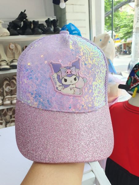  Mũ lưỡi trai cho bé gái họa tiết Kuromi kim sa lấp lánh 