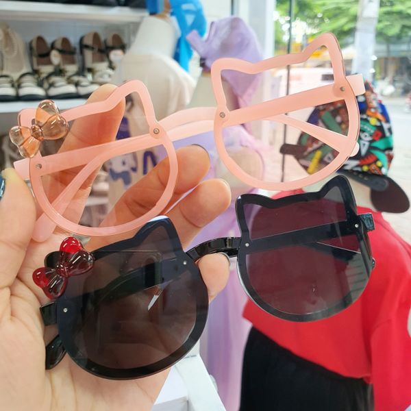  Kính mát bảo vệ mắt cho bé tai mèo siêu dễ thương 