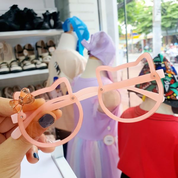  Kính mát bảo vệ mắt cho bé tai mèo siêu dễ thương 