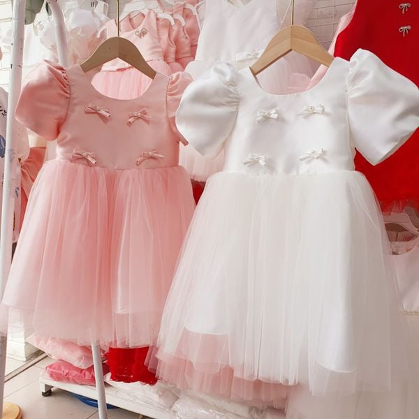  CC07 _ Đầm công chúa thiết kế đính nơ nhí ngọc trai xinh xắn _ Beekids 