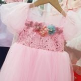  Đầm công chúa tay phồng ngực kết hoa đính kim sa lấp lánh 