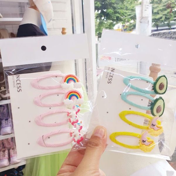  Set 4 kẹp tóc mái bé gái đính charm hoạt hình dễ thương 