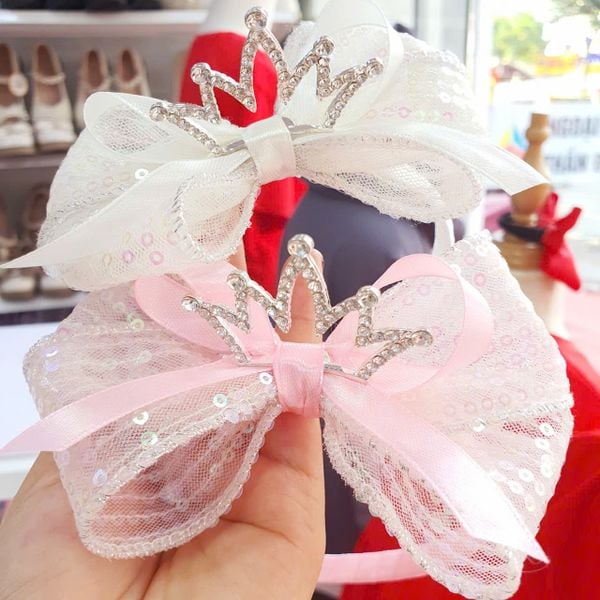  Cài tóc vương miện cho bé gái phối ruy băng voan lưới kim sa lấp lánh T03 _ Beekids 