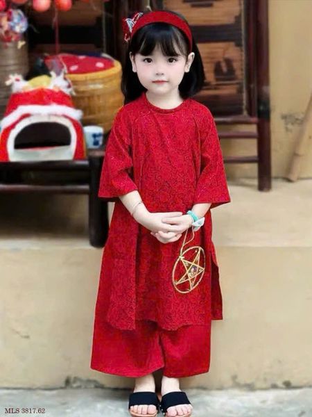  AD10 _ Bộ áo dài đỏ bé gái mặc Tết áo chất gấm phối quần lụa siêu mềm mịn _ Beekids 