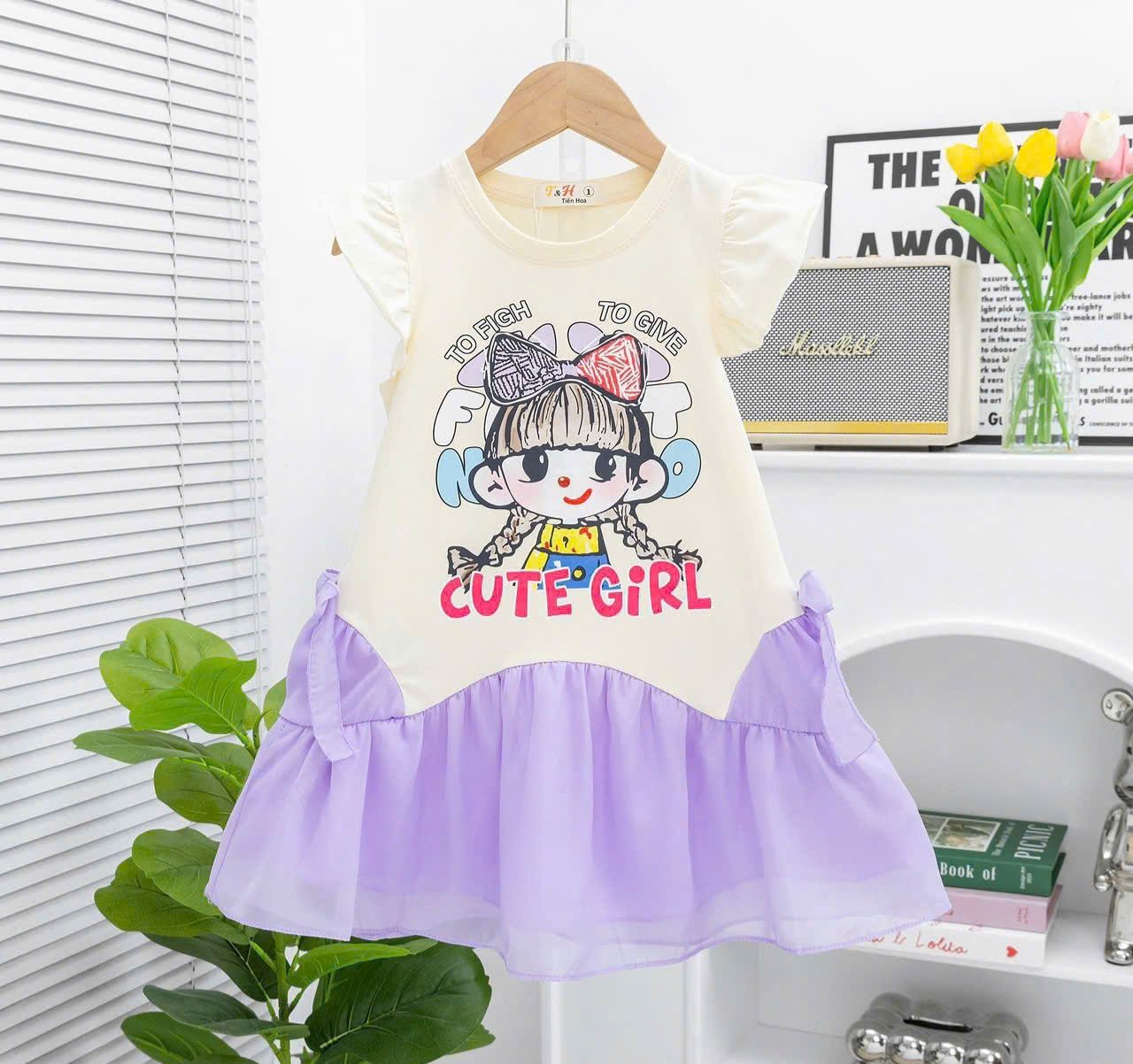  D35 _  Đầm thun bé gái phối voan tay cánh tiên họa tiết cô gái đáng yêu _ Beekids 