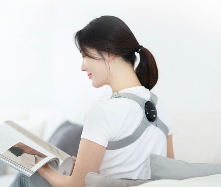 Đai chống gù lưng cảm biến thay đổi tư thế Ohella