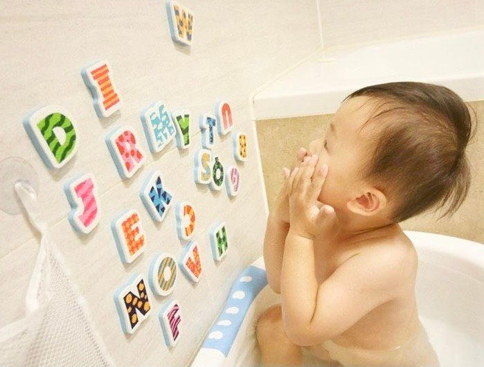 Đồ chơi nhà tắm cho bé BathSticker