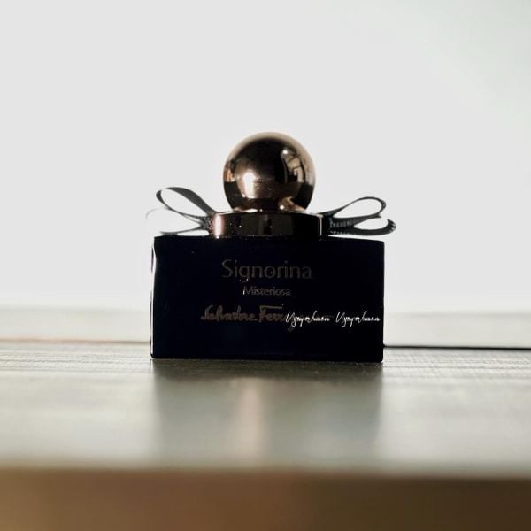  Signorina Misteriosa 