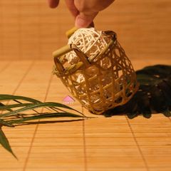 Giỏ tre đan mắt cáo mini phụ kiện nhà bếp phụ kiện chụp ảnh độc đáo