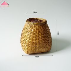 Bình hoa tre decor cùng bông lúa vàng xinh xắn để trang trí decor phòng làm việc