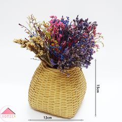 Bình hoa tre decor cùng bông lúa vàng xinh xắn để trang trí decor phòng làm việc