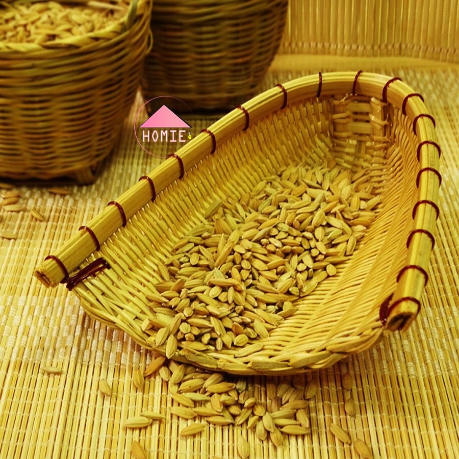 Ky xúc dây đỏ trang trí độc đáo