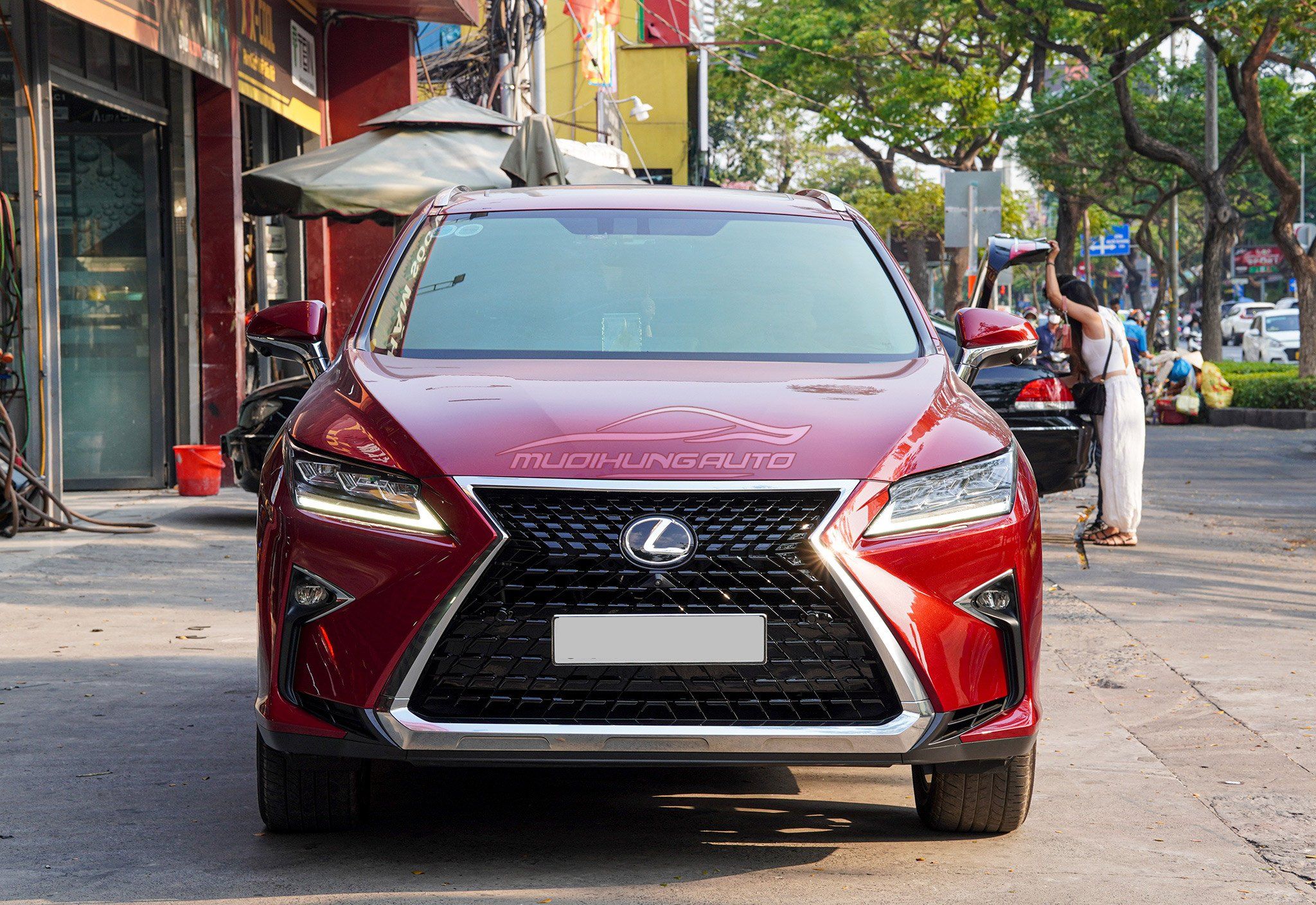 Độ Mặt Ga Lăng Cho Xe LEXUS RX300/ RX350