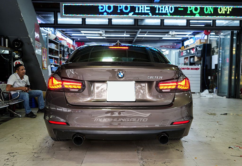 Xe BMW 320i 2019 Thay Đèn Hậu Nguyên Cụm Cao Cấp