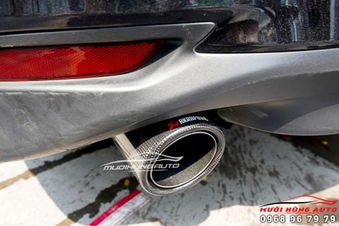  Pô AKRAPOVIC Thể Thao Lắp Cho Xe TOYOTA CAMRY 2019 - 2020 Chính Hãng 