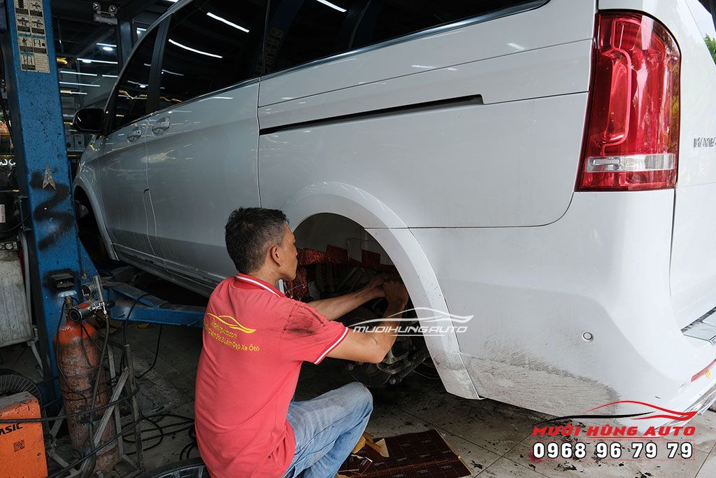 Dán Cách Âm Chống Ồn Chính Hãng Cho Xe Mercedes Maybach VS680