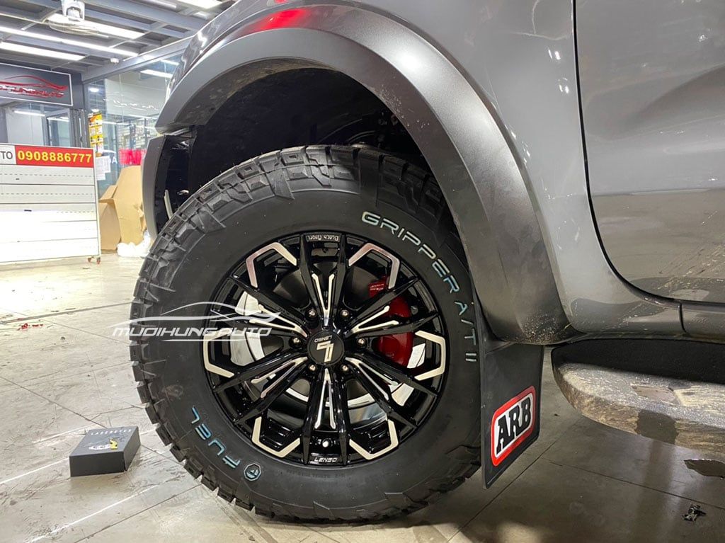 Xe Ford Ranger Raptor Độ Mâm 19 Inch Cao Cấp