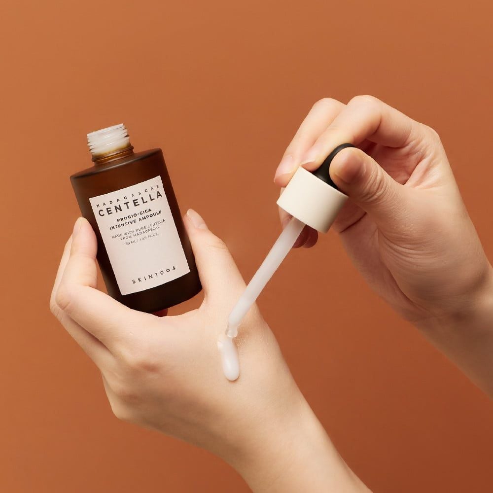  Tinh Chất Rau Má Lên Men SKIN1004 Madagascar Centella Probio-Cica Intensive Ampoule 50ml 