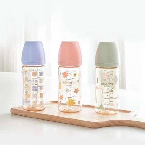  Bình sữa Moyuum hình hoa màu tím 