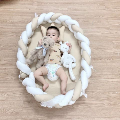  Nôi Xoắn Chung Giường 