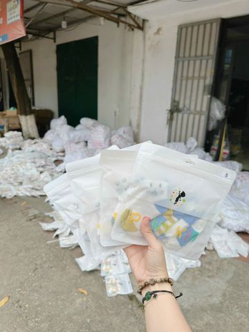  Set 5 tất lưới mèo cho bé 