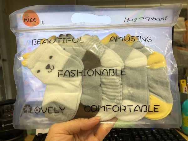 Set 5 đôi tất cao cổ Hug Elephant cho bé 