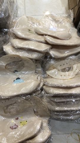  Yếm máng silicone Gấu 