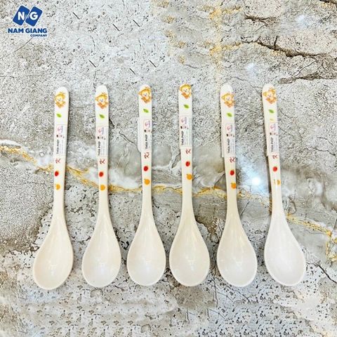  Thìa ăn bột Fip Kichilachi 