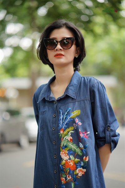  Đầm thêu tay denim safari Thu Bình 