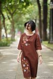  Đầm thêu thủ công hoa Poppybaby màu Maroon 