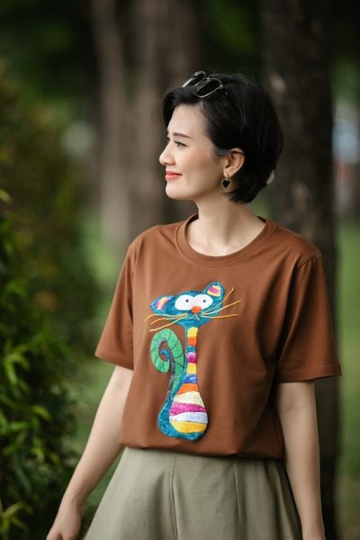  Áo Tshirt choco thêu tay Mèo Ngố 