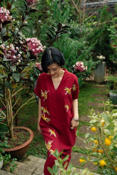  Đầm Yuna đỏ thêu tay Cửu Hạc Đoàn Viên kimono 