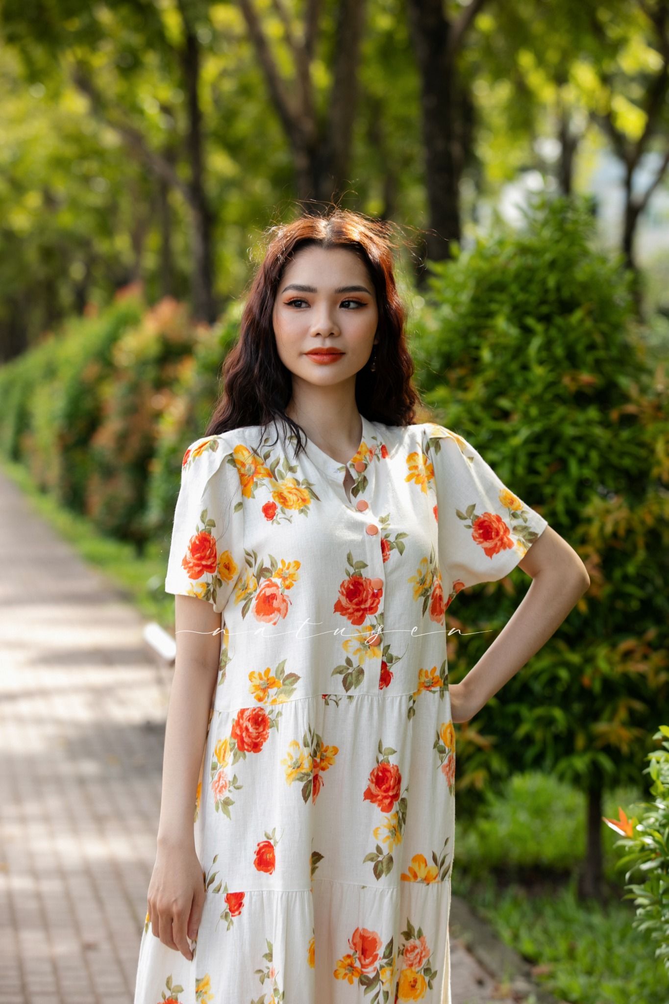  Đầm Boho Mao Linen kem hoa hồng maxi nhúng tầng 