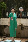 Đầm Yuna Kimono Emerald thêu tay Xuân Trà 