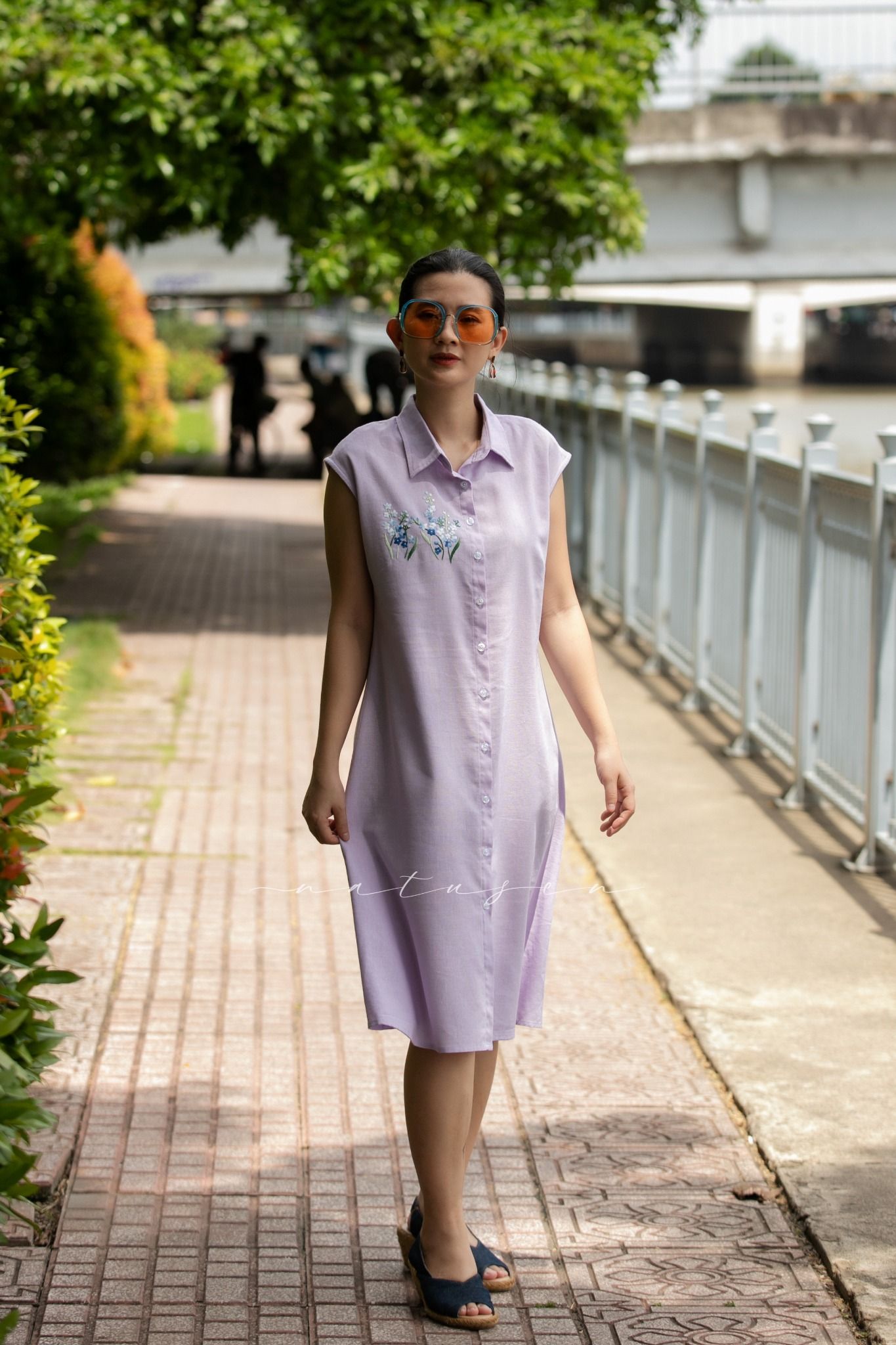  Đầm chemise hoa cà linen thêu tay Forget Me Not 