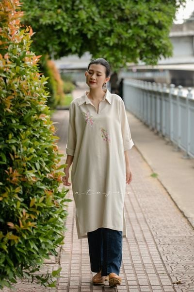  Đầm Marta Beige linen thêu tay Hoa Tigon 