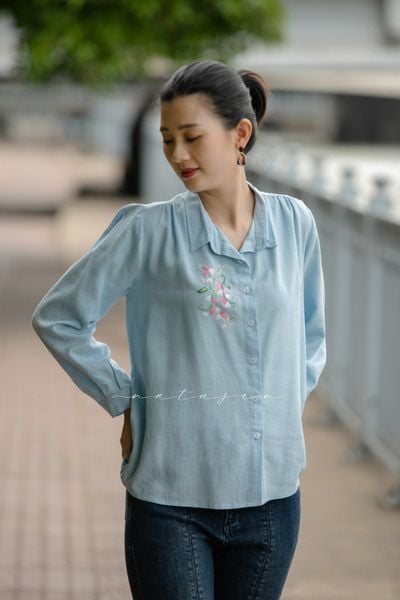  Áo chemise Xanh Biển thêu tay hoa tigon 