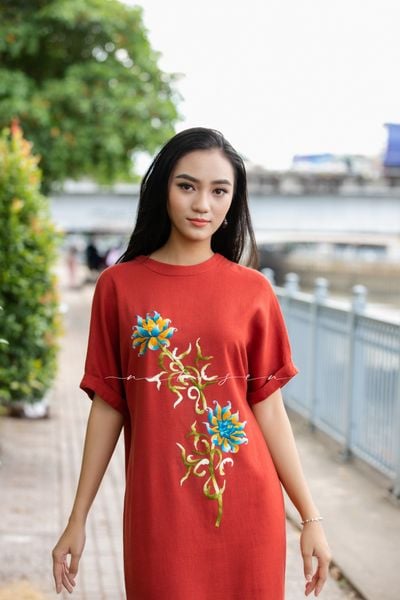 Váy thêu hoa cộc tay bé gái  GeminiClothing