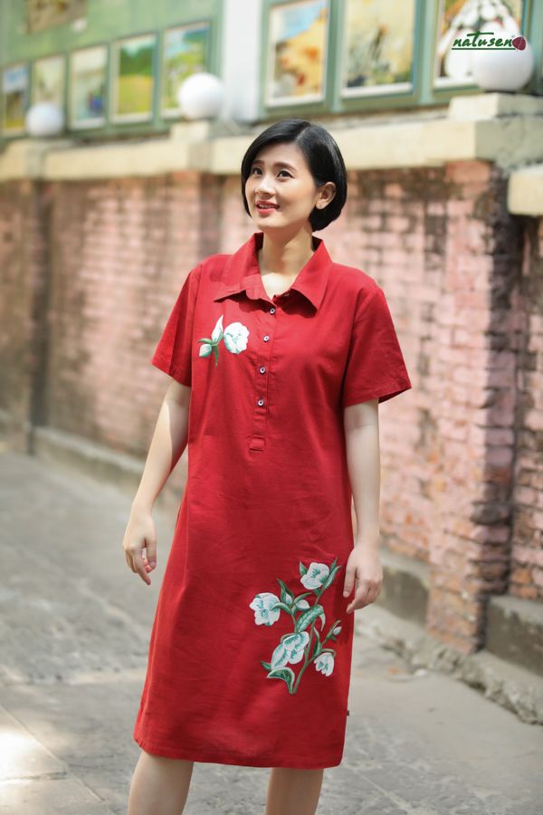  Đầm thêu tay chemise trụ Cam Gạch Hoa Trà 