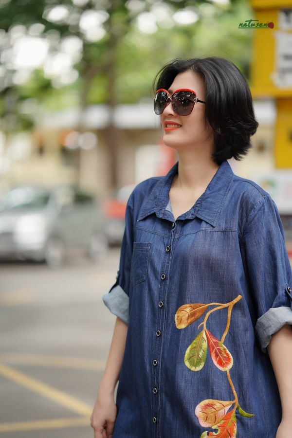  Đầm denim safari tay cá thêu tay Lá Bàng 