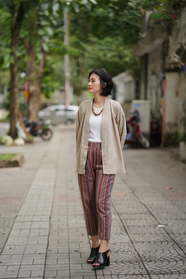  Áo khoác kimono Beige thêu tay  Hạc Hoa 