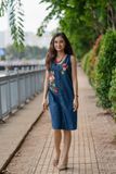  Đầm denim thêu tay Hồng Florentia 20 