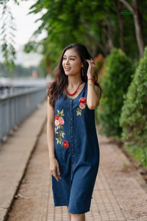  Đầm denim thêu tay Hồng Florentia 20 