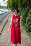  Đầm Nashima đỏ thêu tay Hạc Tiên 